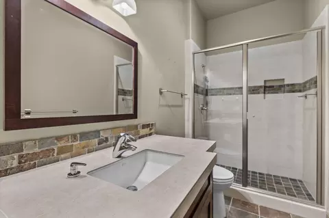 Bath - 2672 NW Brickyard St, Bend, OR 97703 photo 6 of 6