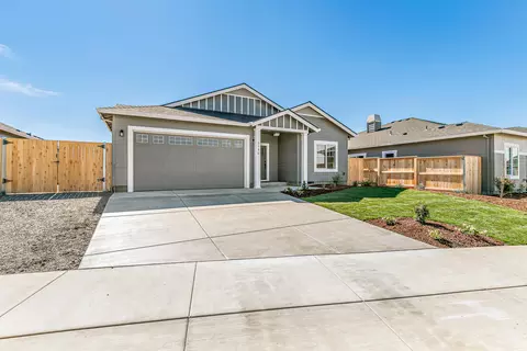3750 Carlin Dr, Medford, OR 97504