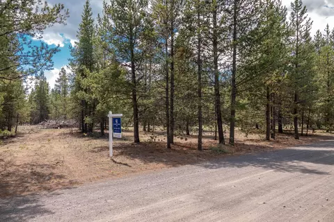 15961 Wright Ave, La Pine, OR 97739