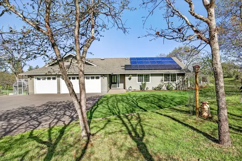 200 Mount Castle Dr, Eagle Point, OR 97524 photo 10