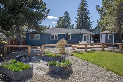 Exterior - 1304 NE Watson Dr, Bend, OR 97701 photo 8 of 12