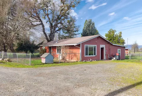 Exterior - 6795 Holland Loop Rd, Cave Junction, OR 97523 photo 1 of 31