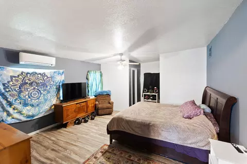 Bedroom - 6795 Holland Loop Rd, Cave Junction, OR 97523 photo 1 of 4