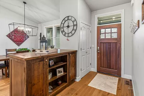 63114 Pikes Ct, Bend, OR 97701 photo 5