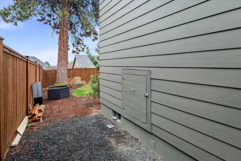 63114 Pikes Ct, Bend, OR 97701 photo 37