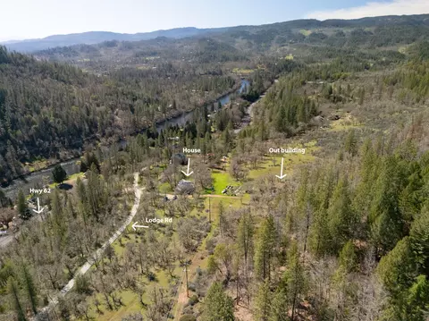 127 Lodge Rd, Trail, OR 97541