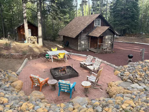 Exterior - 61567 Bearwallow Rd, Bend, OR 97703 photo 9 of 11