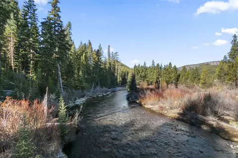 View/Area - 61567 Bearwallow Rd, Bend, OR 97703 photo 5 of 5