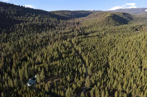 View/Area - 61567 Bearwallow Rd, Bend, OR 97703 photo 2 of 5