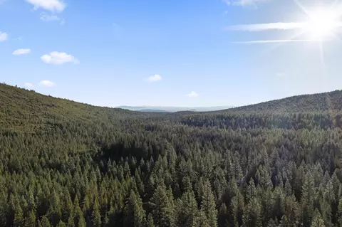 View/Area - 61567 Bearwallow Rd, Bend, OR 97703 photo 3 of 5