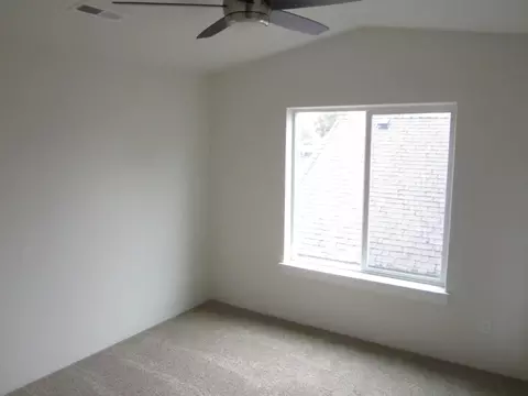 Bedroom - 215 S C St, Phoenix, OR 97535 photo 2 of 2