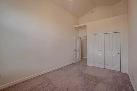 Bedroom - 160 Keystone Way, Eagle Point, OR 97524 photo 2 of 5