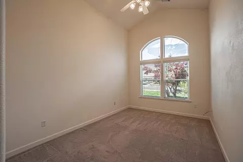 Bedroom - 160 Keystone Way, Eagle Point, OR 97524 photo 1 of 5