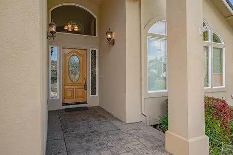 Entry Way - 160 Keystone Way, Eagle Point, OR 97524 photo 1 of 1