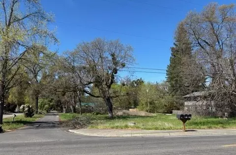 Undisclosed, Medford, OR 97501
