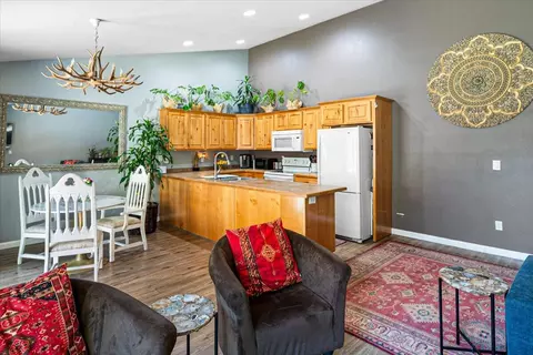 Kitchen - 55526 Circle St, Bend, OR 97707 photo 4 of 4