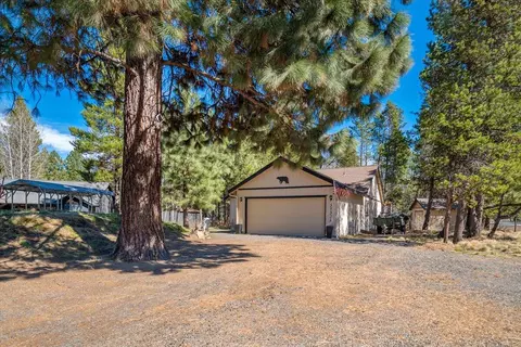 Exterior - 55526 Circle St, Bend, OR 97707 photo 1 of 7