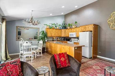 Kitchen - 55526 Circle St, Bend, OR 97707 photo 3 of 4