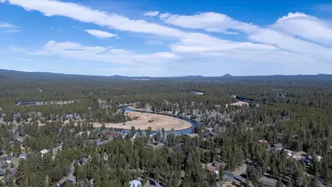View/Area - 55526 Circle St, Bend, OR 97707 photo 3 of 4