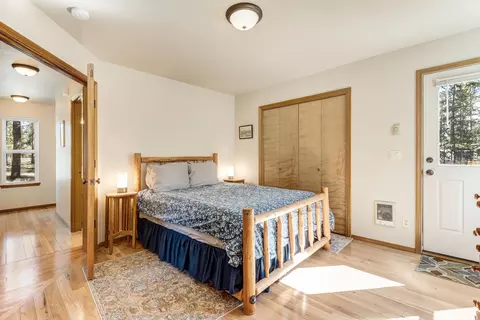 Bedroom - 55150 Jack Pine Way, Bend, OR 97707 photo 1 of 2