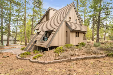 17920 Flat Top Ln #12, Sunriver, OR 97707