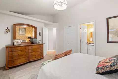 Bedroom - 1515 Panoramic Loop, Grants Pass, OR 97527 photo 5 of 5