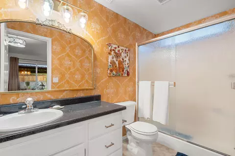 Bath - 1515 Panoramic Loop, Grants Pass, OR 97527 photo 2 of 2