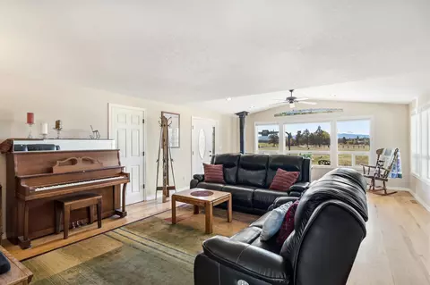 Living - 21810 Repine Dr, Bend, OR 97701 photo 2 of 2