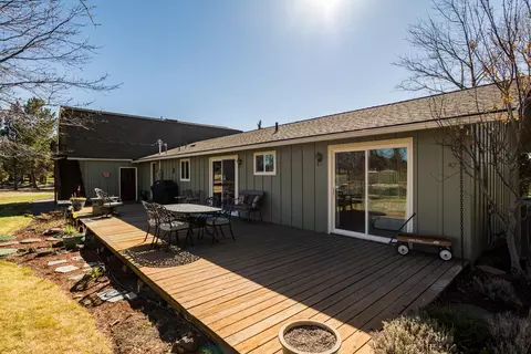 Exterior - 21810 Repine Dr, Bend, OR 97701 photo 5 of 13