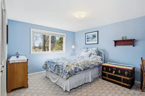Bedroom - 21810 Repine Dr, Bend, OR 97701 photo 1 of 4