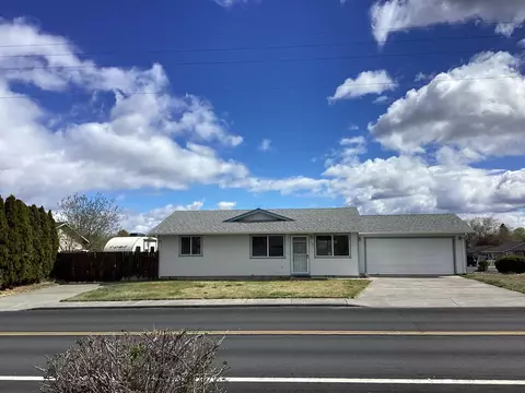 1762 SW 35th St, Redmond, OR 97756