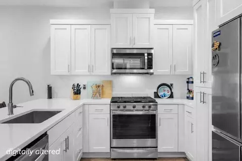 Kitchen - 3741 Eagle Rd, Bend, OR 97701 photo 4 of 5