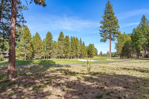 Exterior - 61440 Tam Mcarthur Loop, Bend, OR 97702 photo 8 of 12