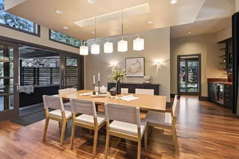 Dining - 61440 Tam Mcarthur Loop, Bend, OR 97702 photo 5 of 7
