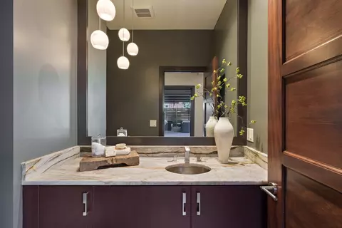 Bath - 61440 Tam Mcarthur Loop, Bend, OR 97702 photo 5 of 7