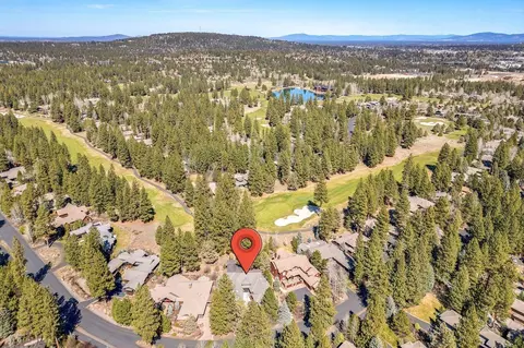 View/Area - 61440 Tam Mcarthur Loop, Bend, OR 97702 photo 2 of 3
