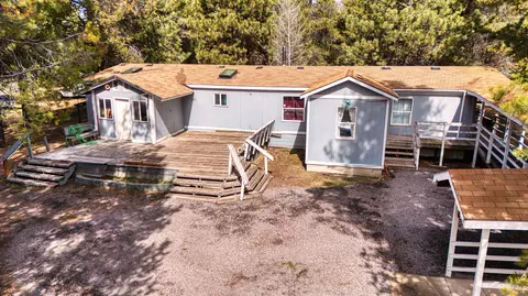 15990 Lava Dr, La Pine, OR 97739