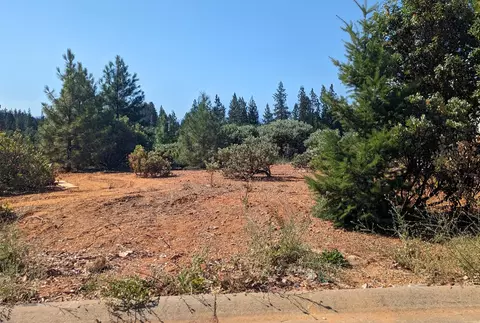 344 Cedar Ridge Dr, Cave Junction, OR 97523