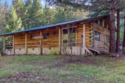 509 Marble Mountain Rd, Grants Pass, OR 97527