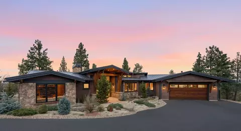 1496 NW Puccoon Ct, Bend, OR 97703