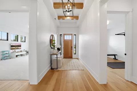 Entry Way - 60882 SW Headwaters Loop, Bend, OR 97702 photo 3 of 5