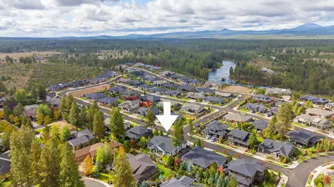 View/Area - 60882 SW Headwaters Loop, Bend, OR 97702 photo 2 of 14