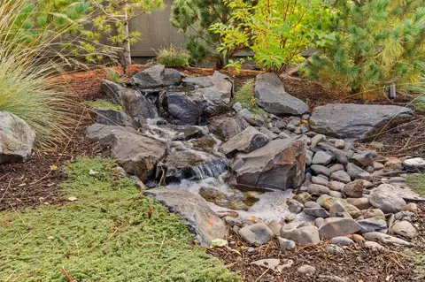 Exterior - 60882 SW Headwaters Loop, Bend, OR 97702 photo 5 of 19