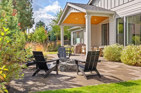 Exterior - 60882 SW Headwaters Loop, Bend, OR 97702 photo 8 of 19