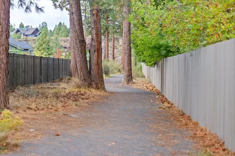 Entry Way - 60882 SW Headwaters Loop, Bend, OR 97702 photo 5 of 5