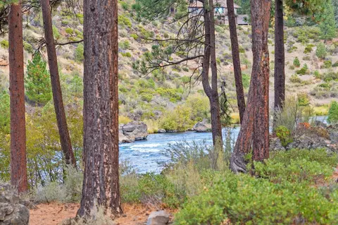 View/Area - 60882 SW Headwaters Loop, Bend, OR 97702 photo 10 of 14