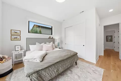 Bedroom - 60882 SW Headwaters Loop, Bend, OR 97702 photo 6 of 9