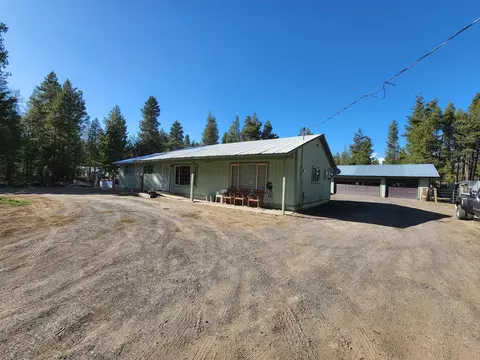16184 Del Pino Dr, La Pine, OR 97739
