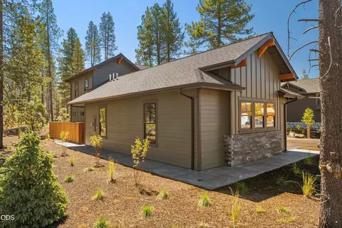 Exterior - 17780 Preservation Loop #486, Bend, OR 97707 photo 2 of 4