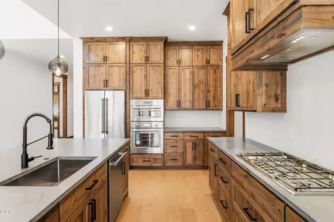 Kitchen - 17780 Preservation Loop #486, Bend, OR 97707 photo 4 of 5